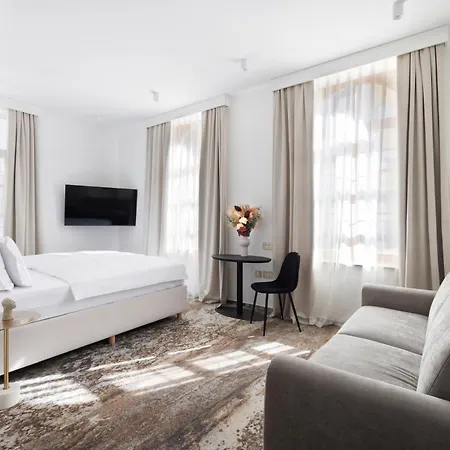 Hotel Hisa F5 *