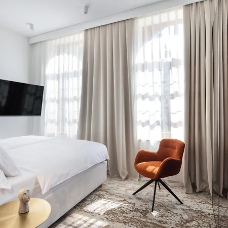 Hotel Hisa F5 *